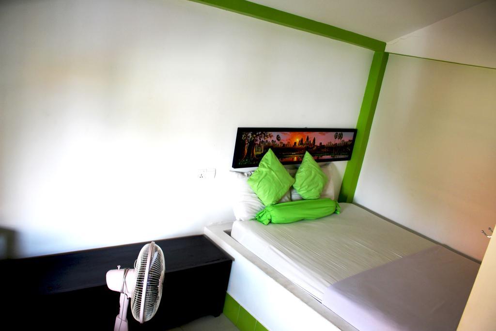 Top Banana Guesthouse & Rooftop Bar Phnom Penh Eksteriør billede